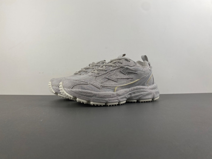 Off-White Be right back OWIA289F42